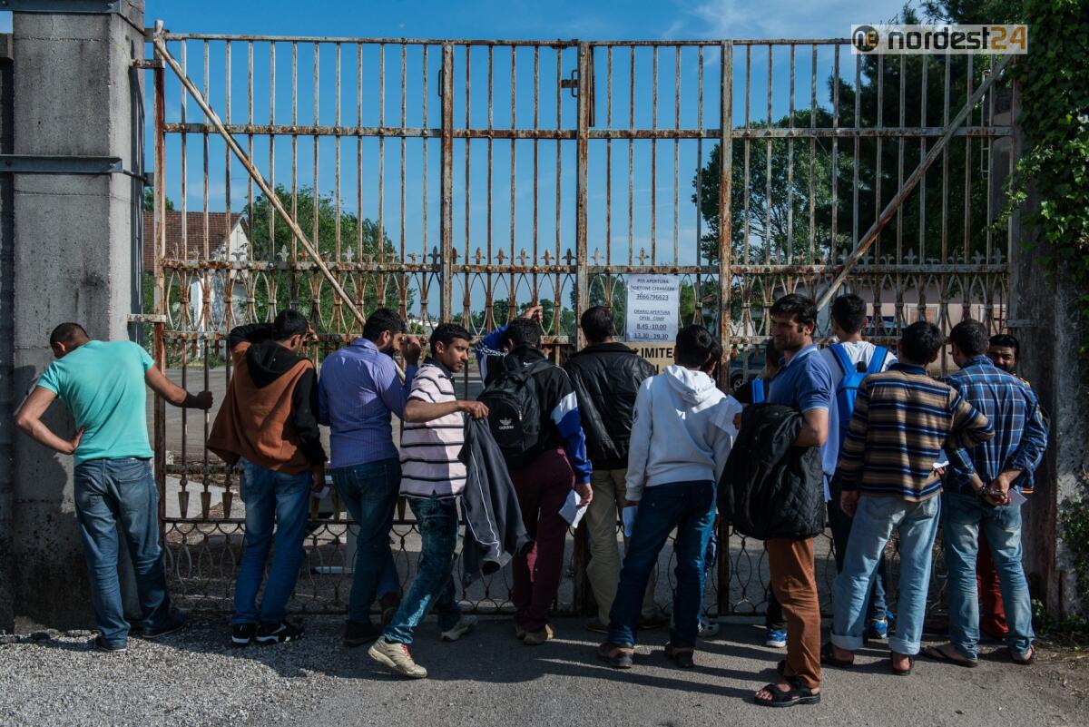 Migranti, firmato lo stato di preallerta in Fvg per flusso record - 
