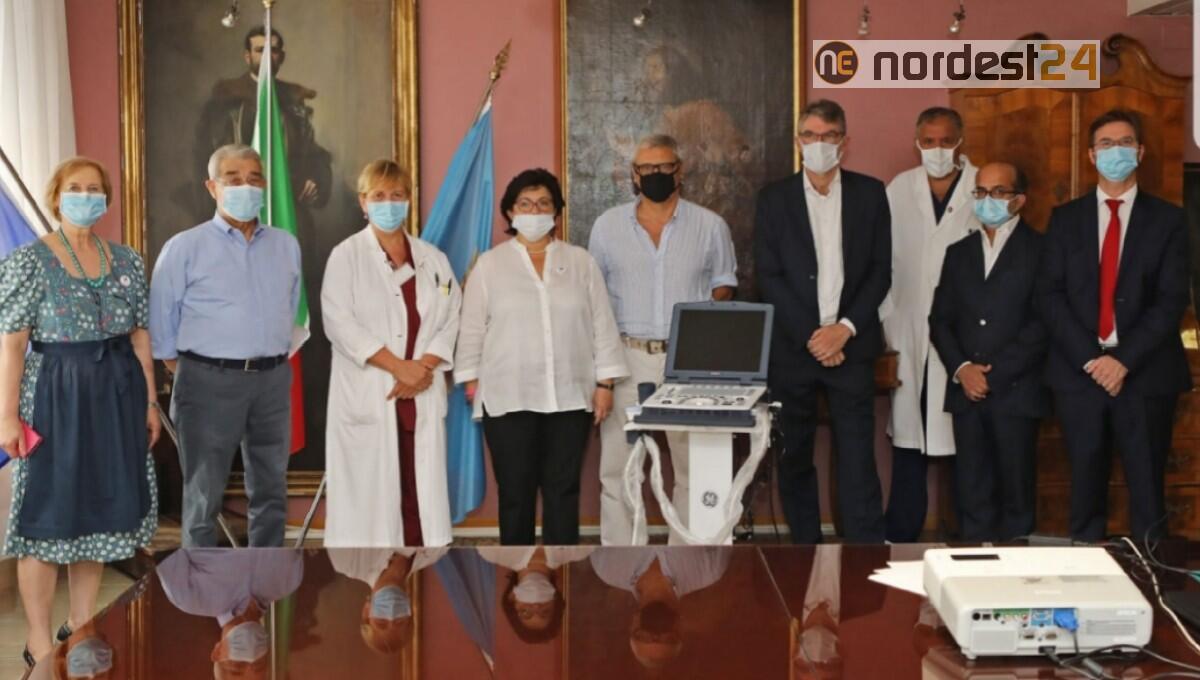 L'Andos di Udine dona un ecografo alla Chirurgia plastica dell'ospedale - 