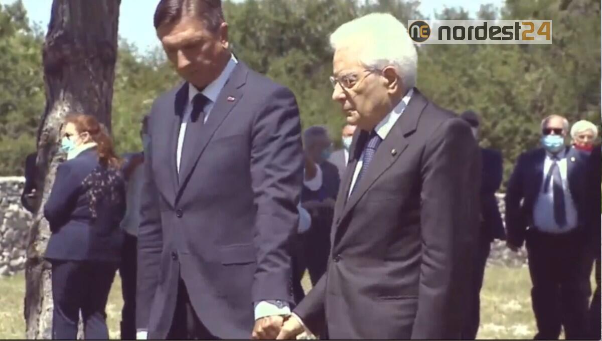 Mattarella, mano nella mano con il presidente sloveno Pahor alla foiba di Basovizza - 
