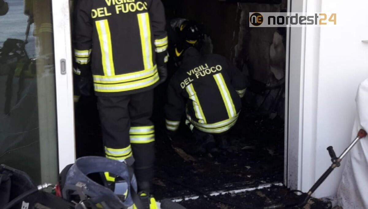 Trieste. Incendio in appartamento a Marina Aurisina: nessun ferito - 