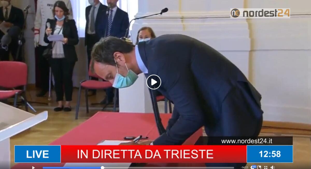 Trieste. Firma per il passaggio della proprietà del Narodni Dom - 