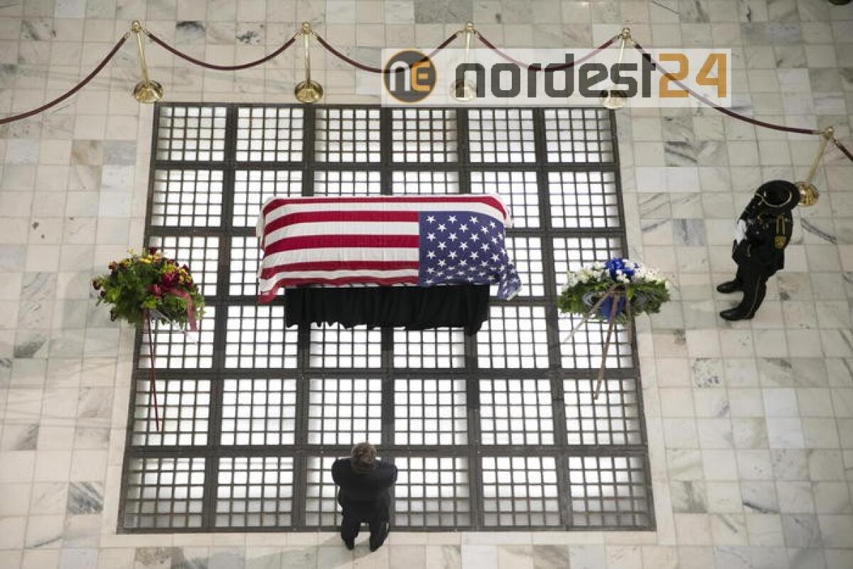 Obama, Bush e Clinton a funerali Lewis - 