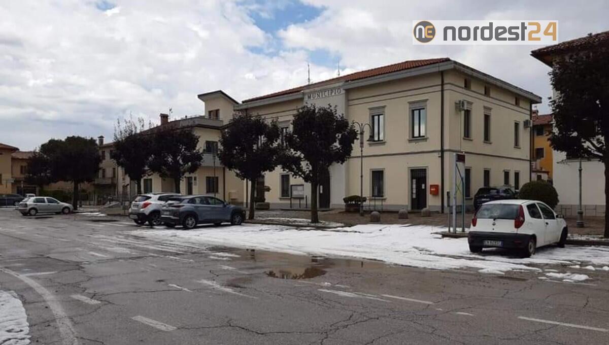 Maltempo in Friuli con temporali e grandinate - 
