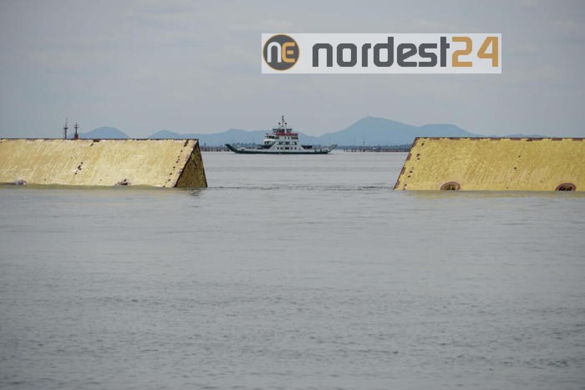 Conte preme pulsante, si innalza Mose - 