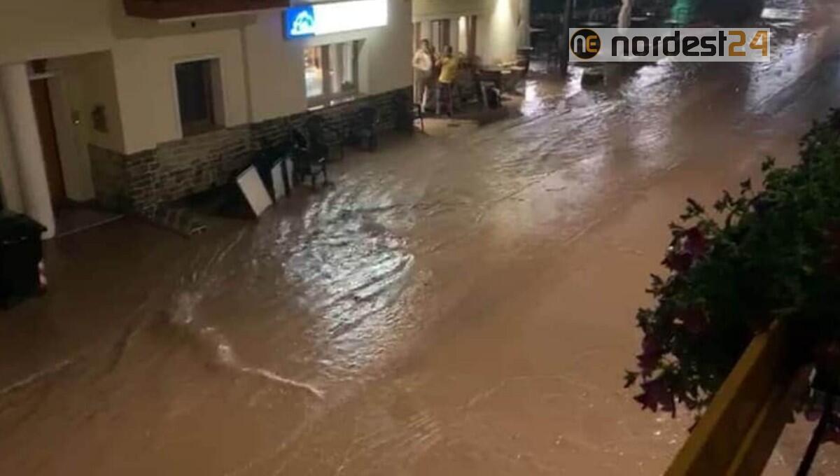 Nubifragio ad Auronzo di Cadore:  frane, fango ed allagamenti - 