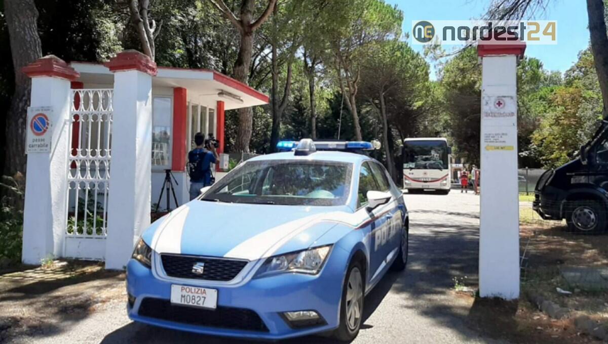 Migranti positivi a Jesolo, il sindaco: "piovono disdette, chiederemo i danni" - 