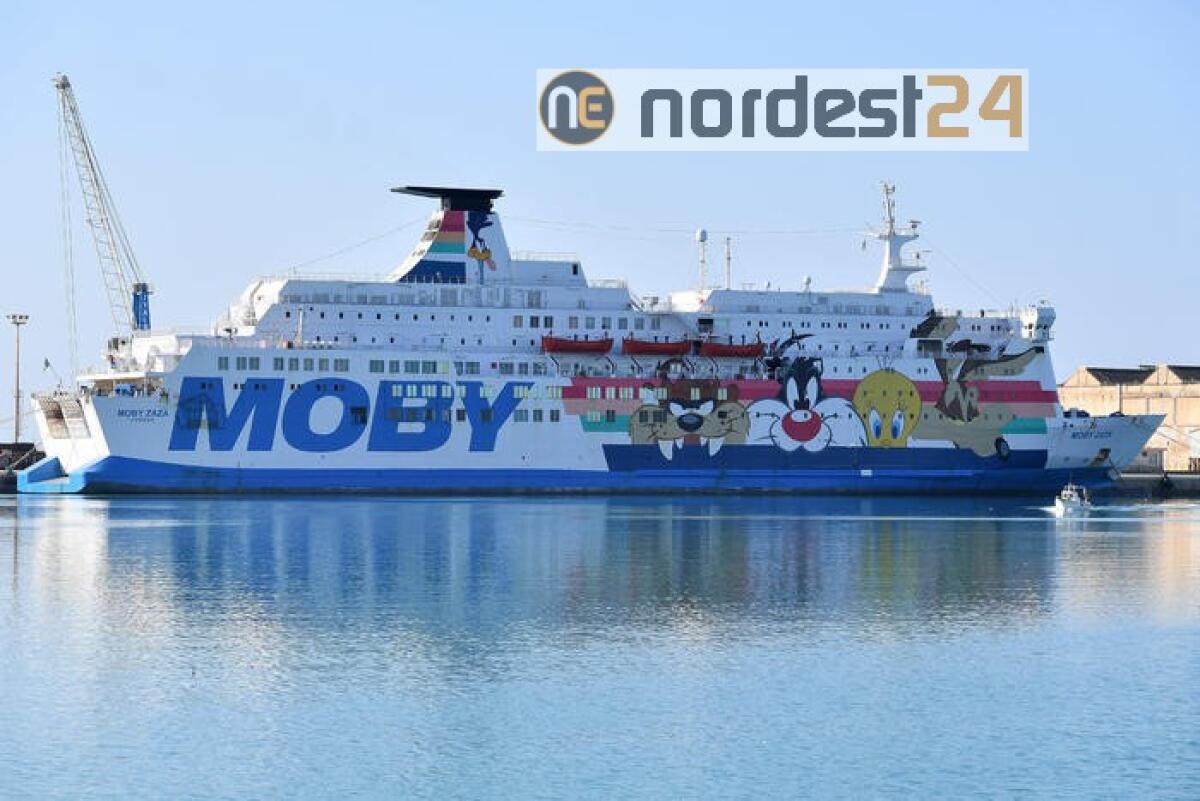 Migranti: nave-quarantena in 2-3 giorni - 