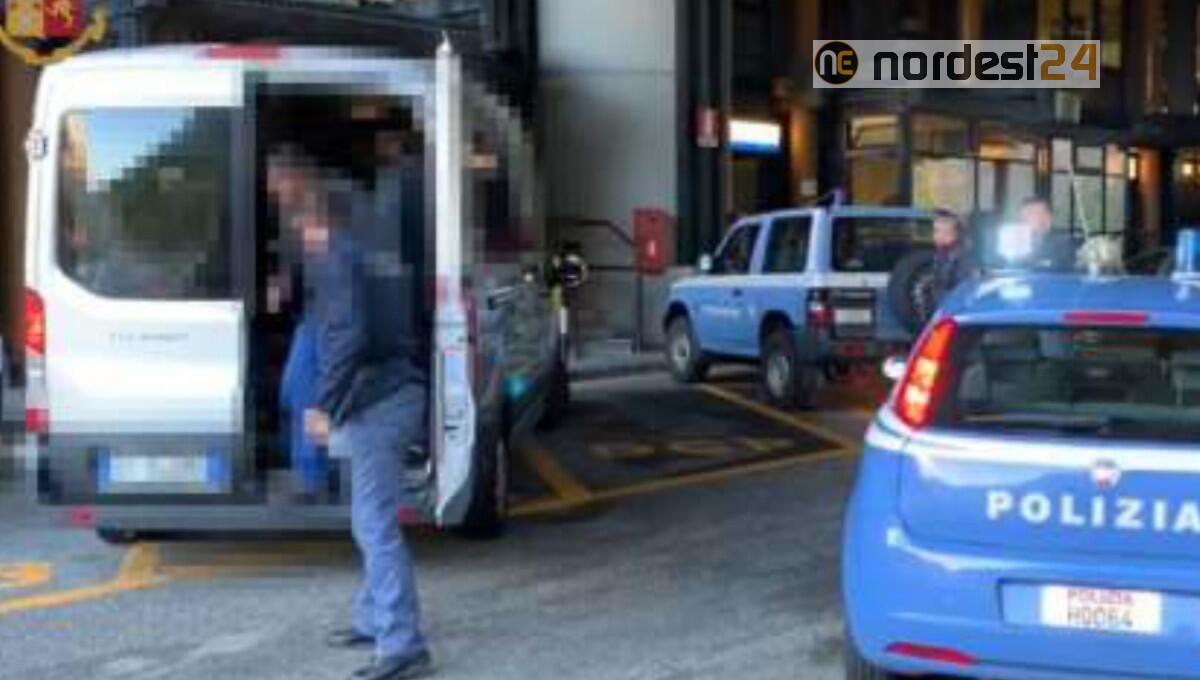 Tarvisio. Fermati 2 furgoni, all'interno 6 clandestini: 3 arresti - 