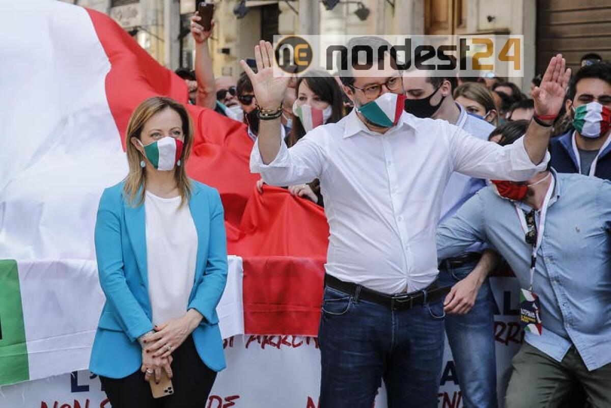 Covid: Salvini, De Luca indegno, si occupi salute campani - 