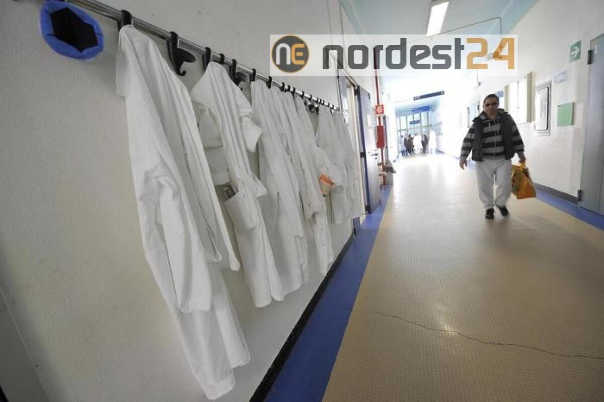 Sequestrato lotto Dama di 25mila camici - 