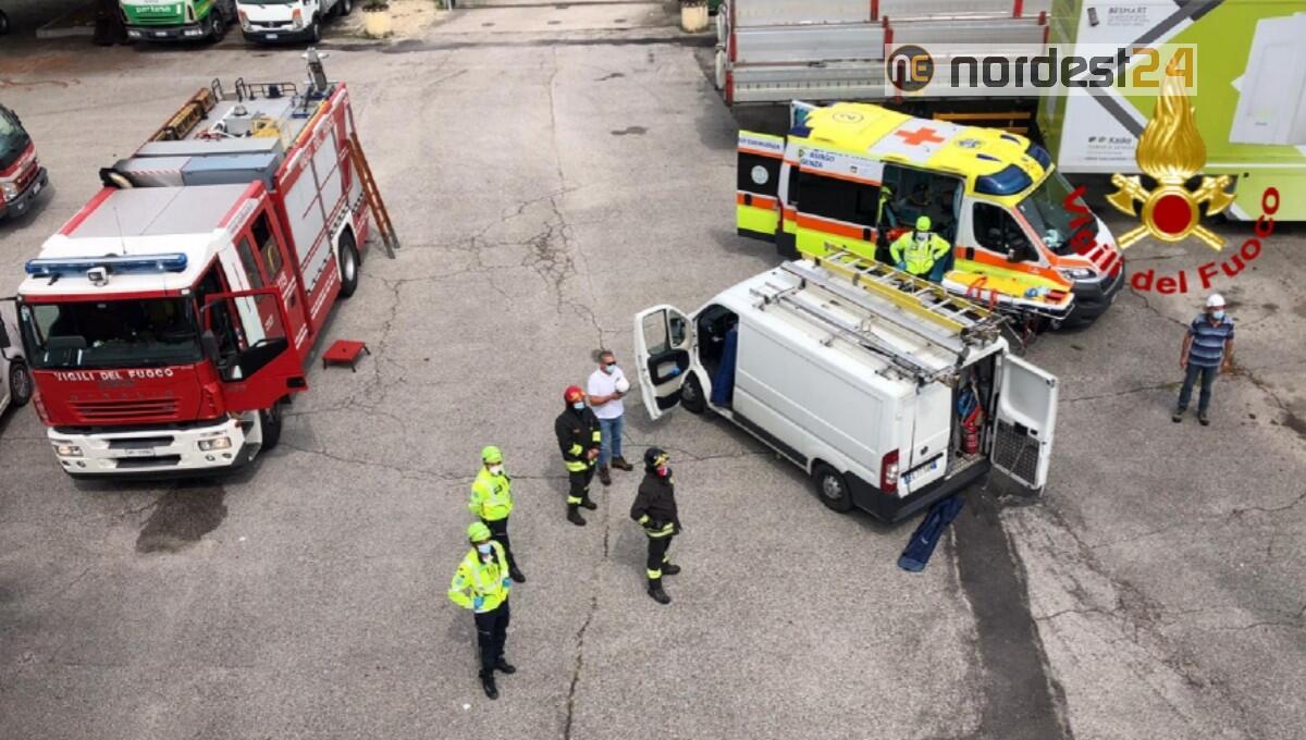 Operaio fulminato in azienda sui cavi elettrici da 20.000 volts - 