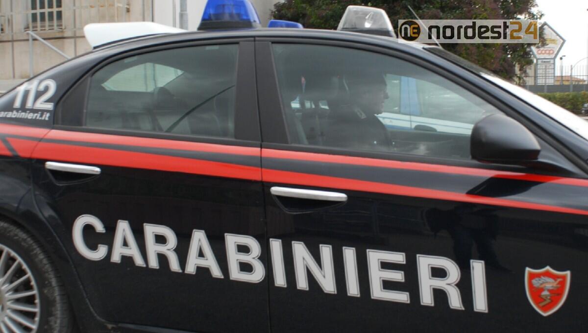 Intervengono per un incendio, trovano sei kg di droga - 