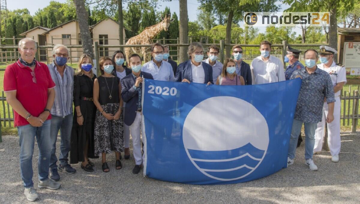 A Lignano sventola ancora la Bandiera Blu: oggi la cerimonia di consegna - 