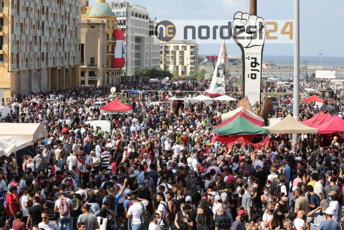 Beirut:Piazza dei Martiri si riempie per raduno anti-governo - 