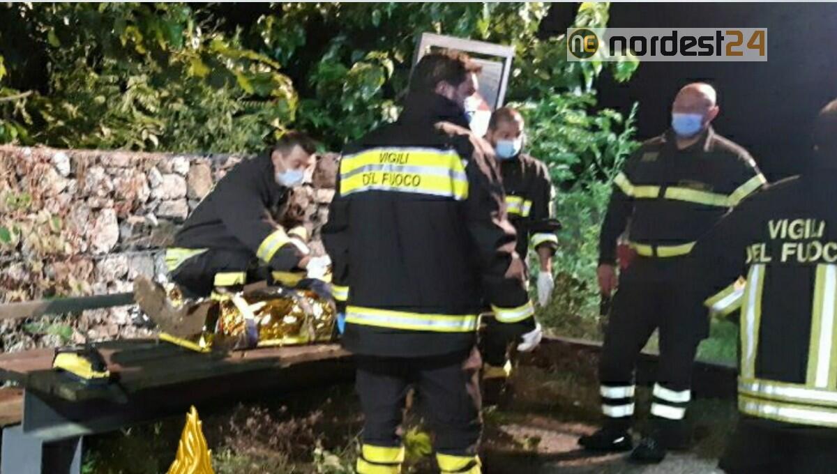 Udine. Nel bosco semincosciente: 35enne salvato dai pompieri - 
