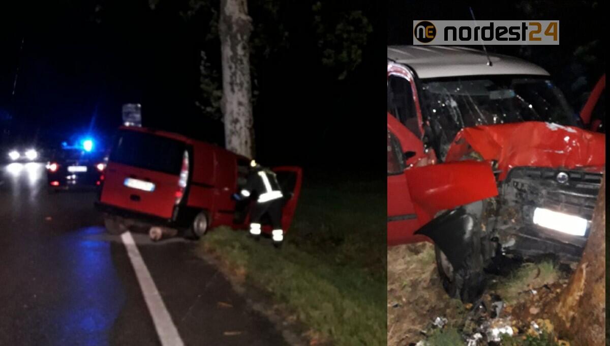 Basiliano. Schianto contro il platano: passeggero sbalzato fuori - 