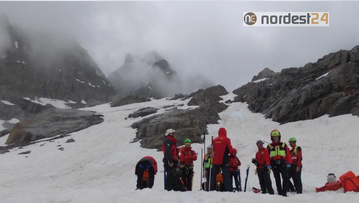 Pordenonese 43enne bloccata sul ghiacciaio della Marmolada - 