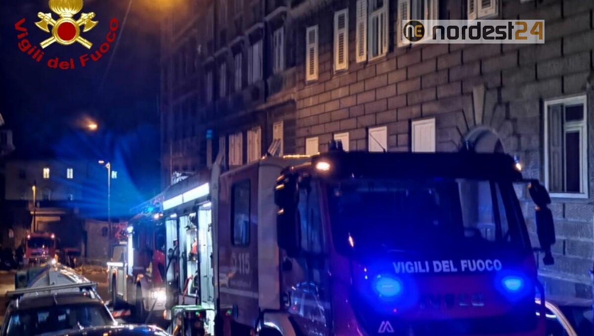 Trieste. Incendio in appartamento al 4° piano: evacuato lo stabile - 