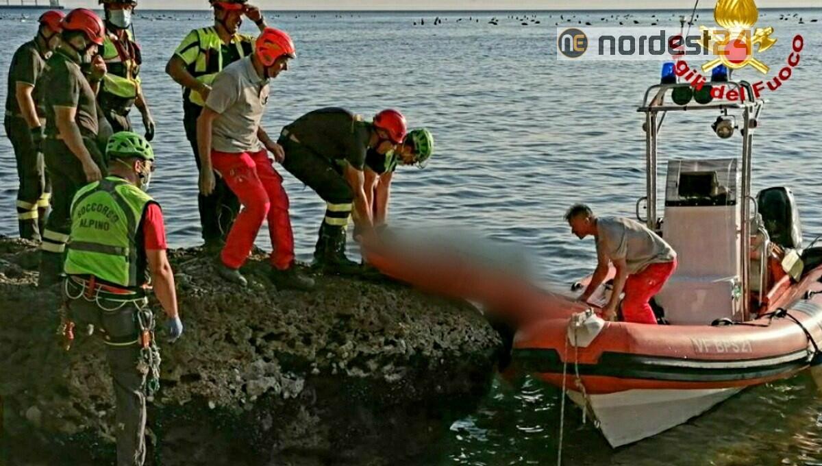 Tragedia a Sistiana: 78enne scivola sul sentiero, precipita e muore - 