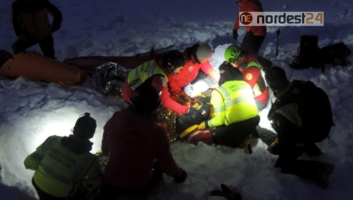Nevica durante l'escursione: ragazza in ipotermia e cane morto dal freddo - 