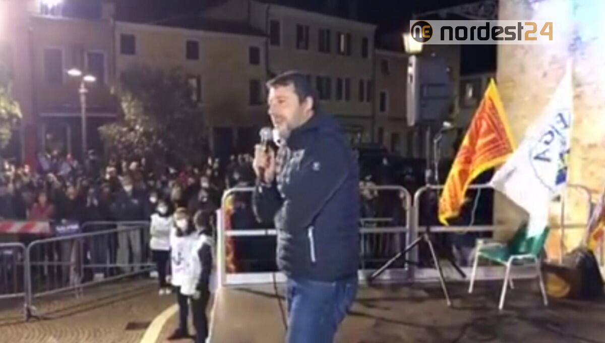 A Portogruaro Matteo Salvini con il candidato sindaco Florio Favero - 
