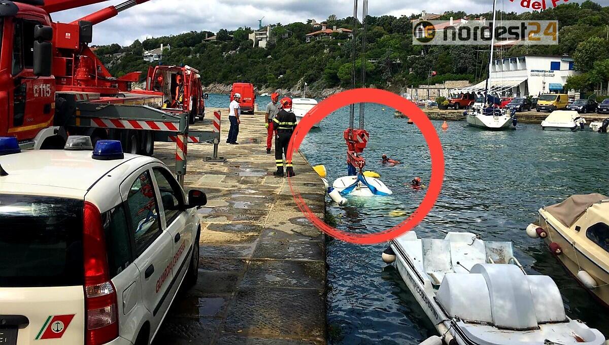 Duino. Imbarcazione affonda a causa del maltempo: recuperata dai vigili del fuoco - 