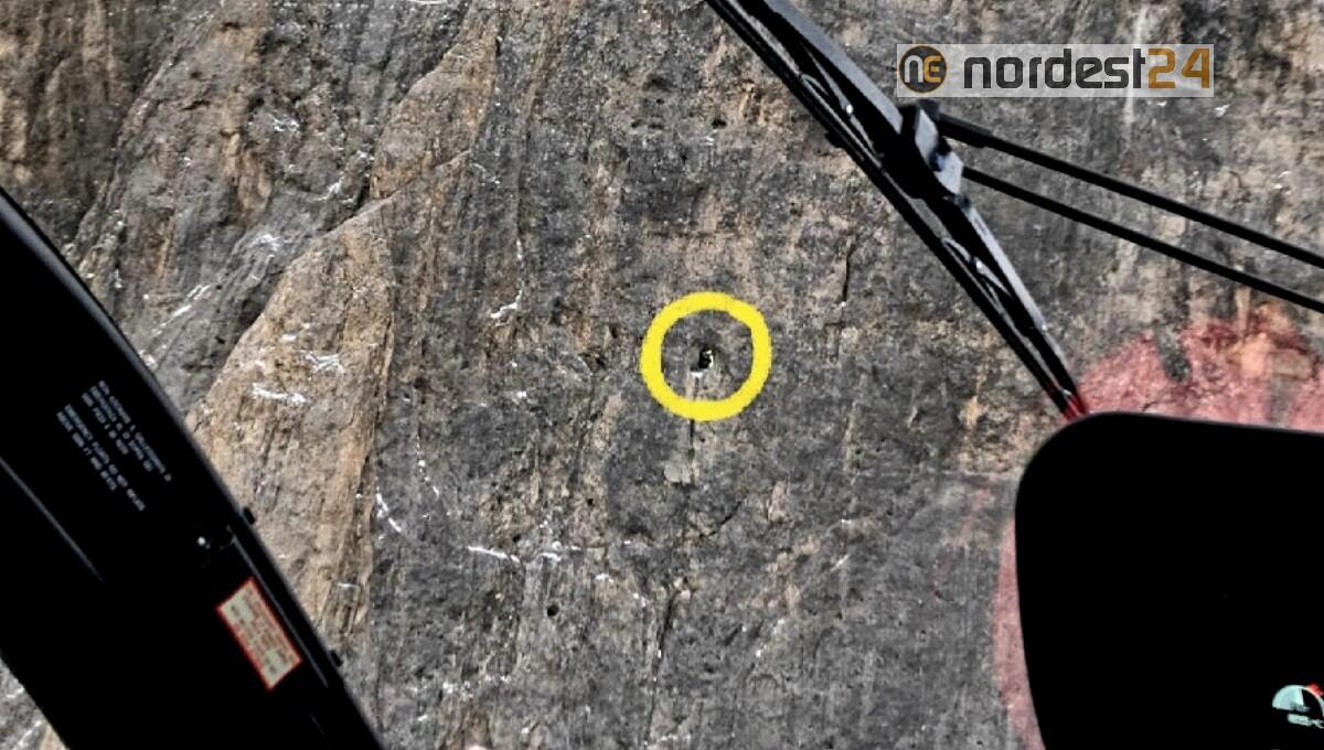Investiti sulla Marmolada da pioggia e grandine: salvati con l'elicottero - 