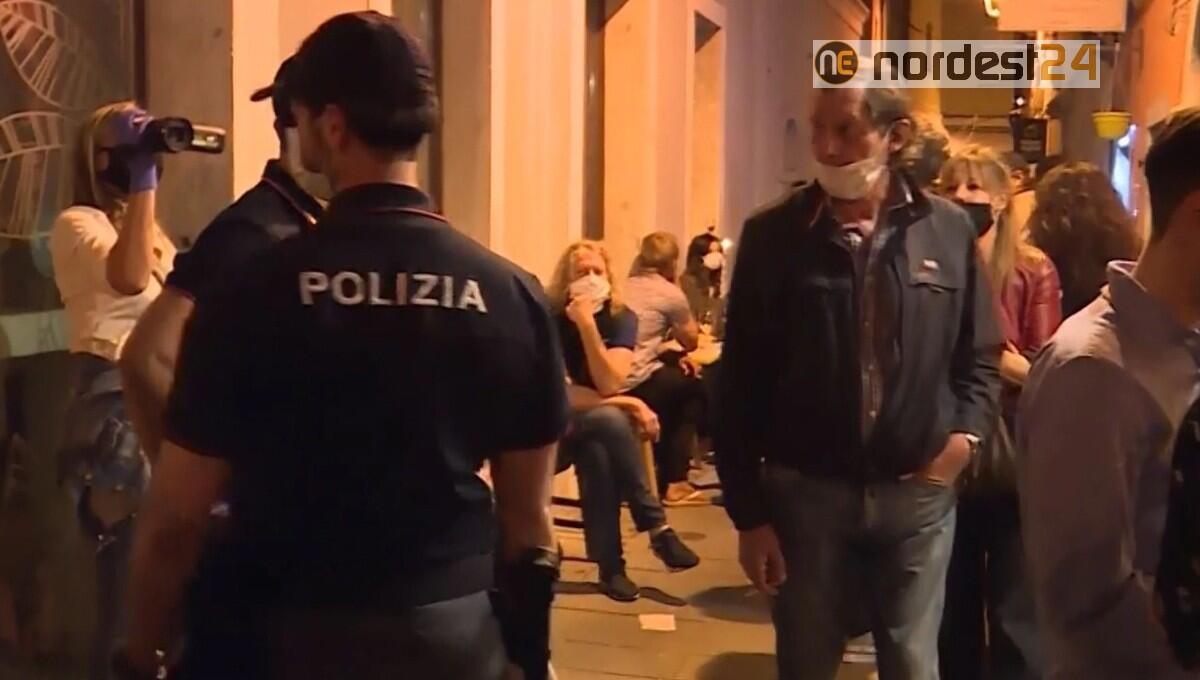 Fvg, Ordinanza di Fedriga: locali chiusi alle 23 questa sera - 