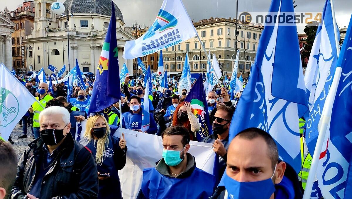 Trieste, Sindacato autonomo di Polizia in piazza a Roma: "basta aggressioni" - 