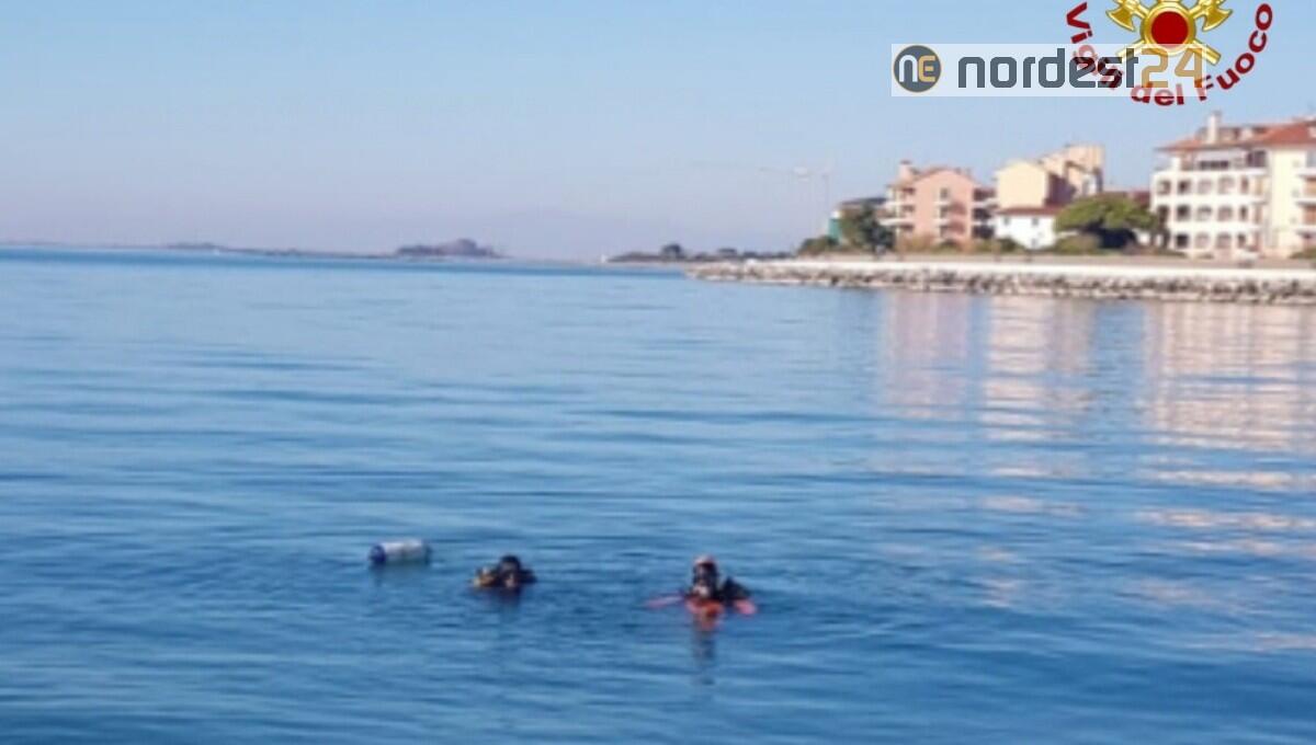 Esce a pesca e scompare: barca ritrovata, ricerche dell'uomo in corso - 