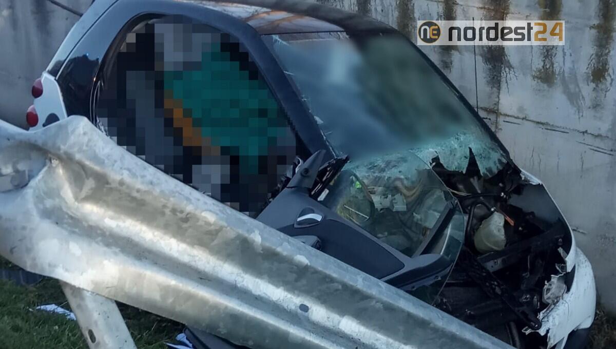 Si schianta contro il guard-rail e finisce nel fossato: deceduto 25enne - 