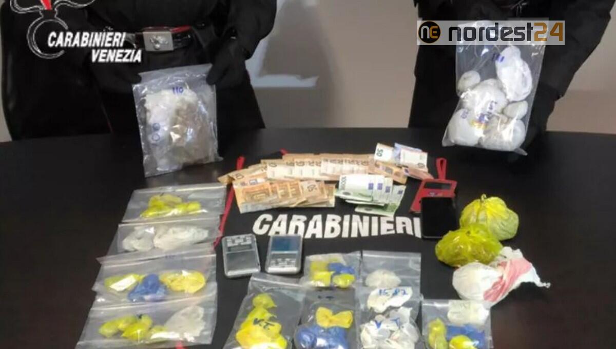 Si aggirano con fare sospetto a Eraclea, perquisiti spunta la droga - 