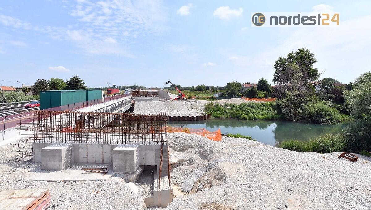 Autovie, lavori e chiusure autostradali nel weekend - 