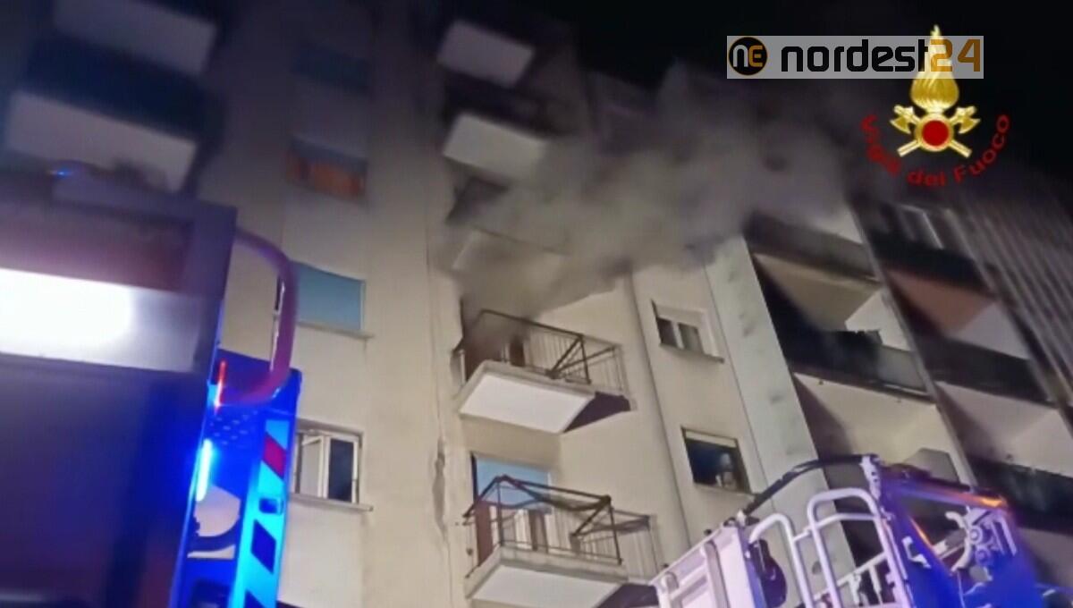 Incendio in appartamento a Trieste: muore una persona - 