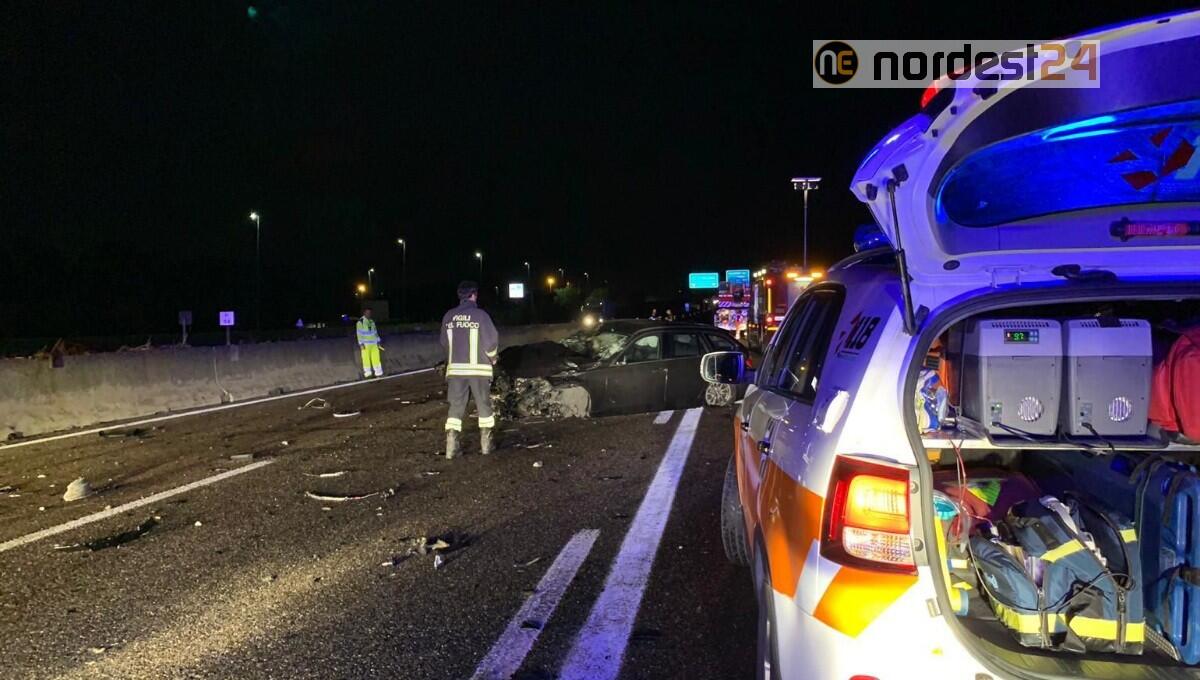 Paurosa carambola tra cinque veicoli in A4: muore una 27enne - 