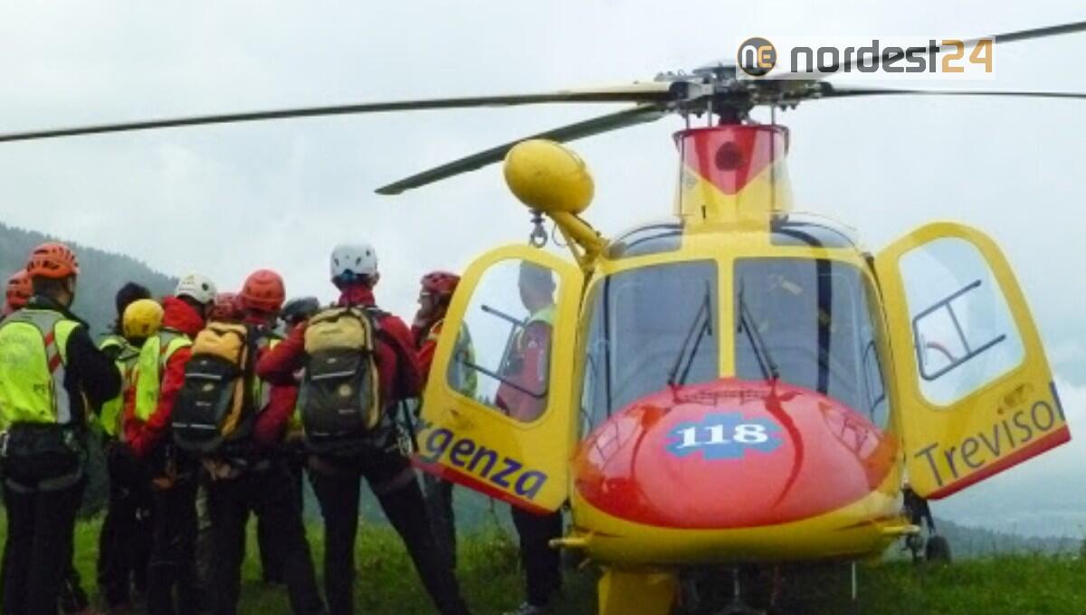 Escursionista 22enne colpita alla testa da un sasso: soccorsa con l'elicottero - 