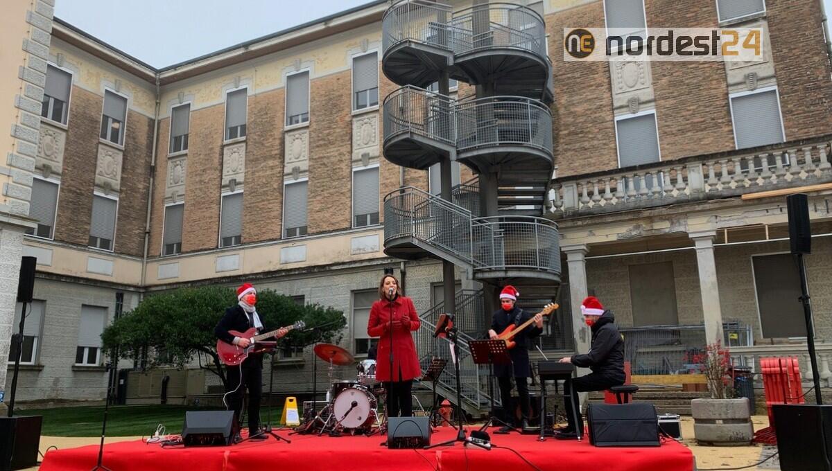 A Jesolo la musica abbraccia personale e pazienti del Covid-hospital - 