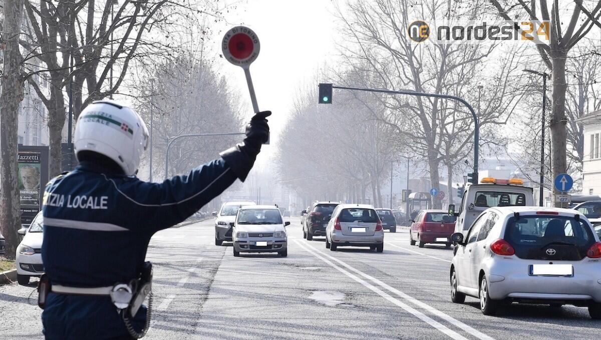 Spostamenti tra Regioni e Comuni a Natale: cosa si potrà fare e cosa no - 