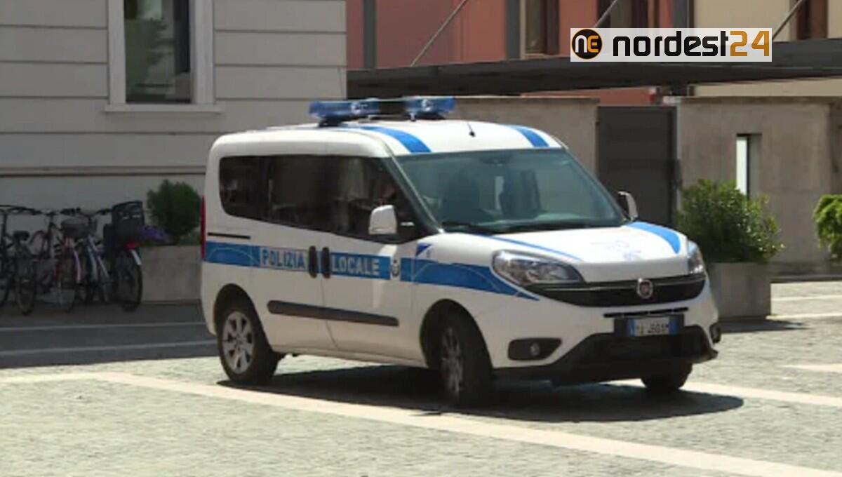 Monfalcone. Sorpreso dalla polizia con materiale rubato: denunciato per ricettazione 35enne - 
