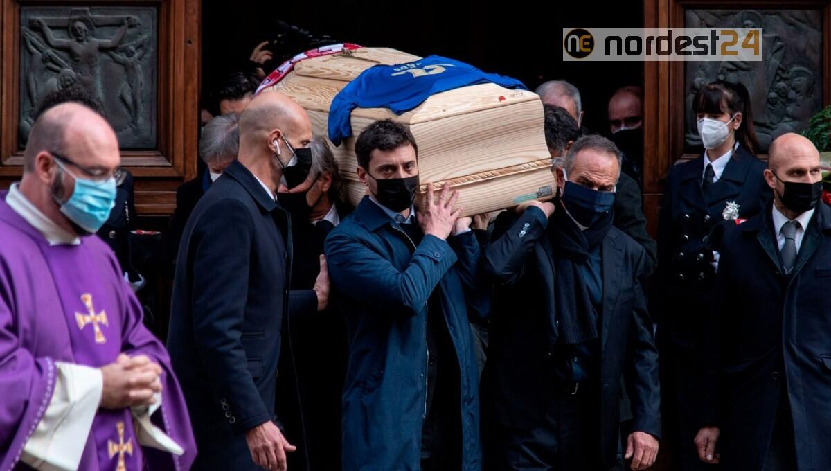 Furto a casa di Paolo Rossi durante il funerale: rubati gioielli e l'orologio - 