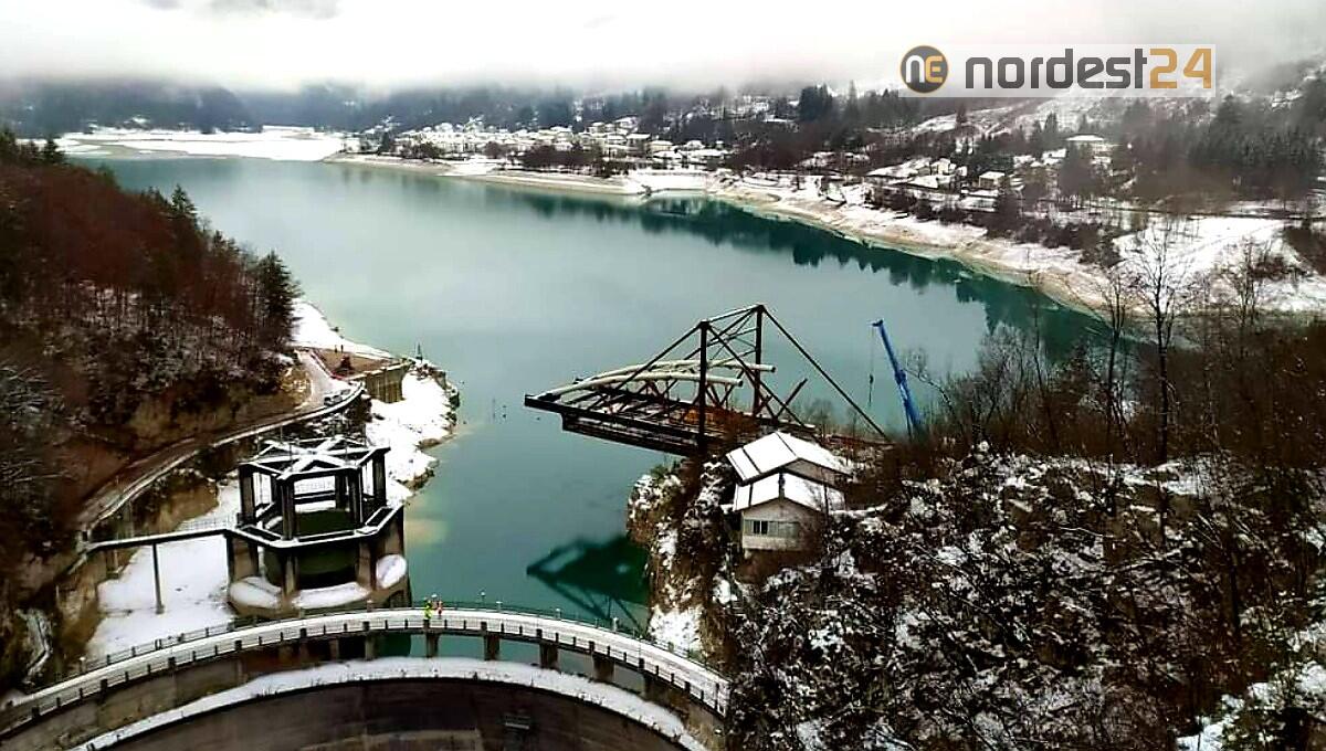 Barcis, varato il ponte metallico: prosegue il cantiere per viabilità alternativa - 