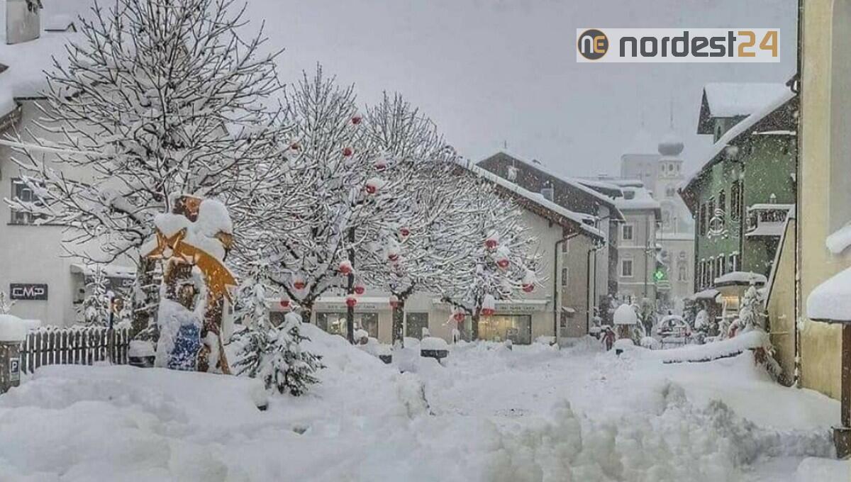 Cortina sepolta dalla neve: la magia della nevicata, 8 dicembre 2020 - 
