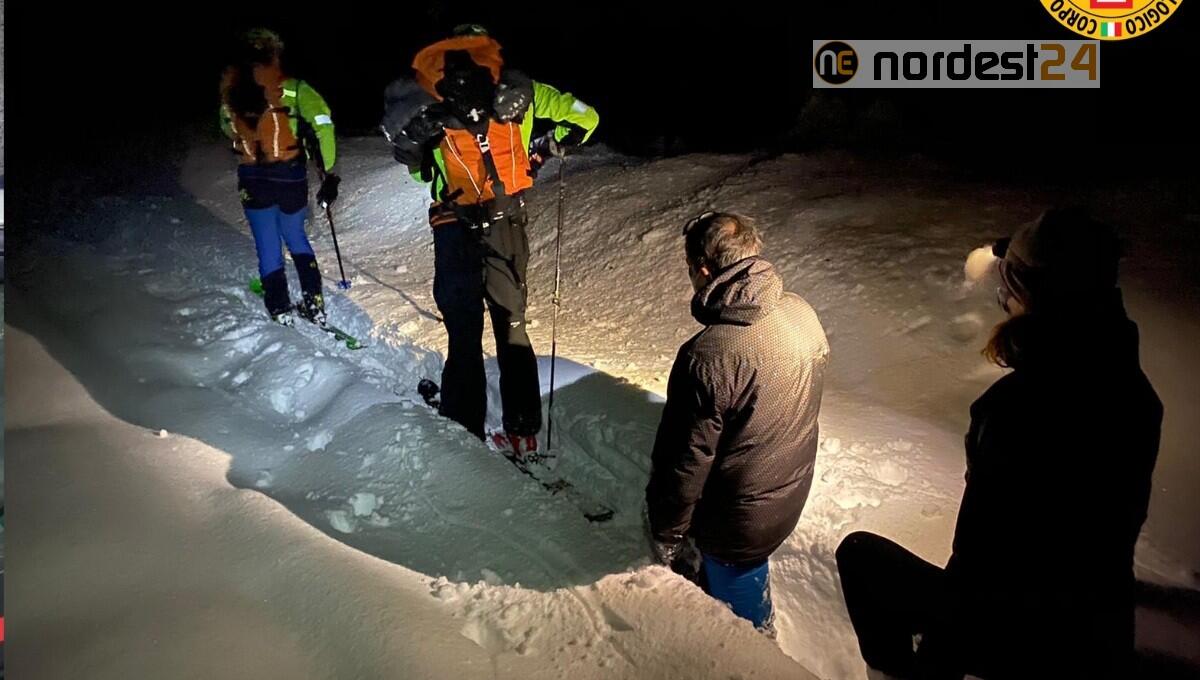 Colti dal buio tra Piancavallo e Barcis: recuperati due escursionisti - 