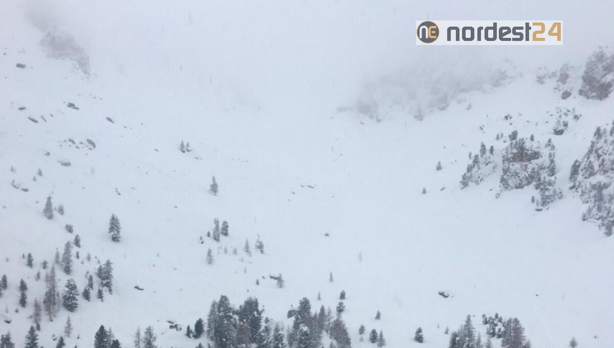 Valanga in Val di Fassa nei pressi del rifugio Gardeccia: coinvolto un freerider - 
