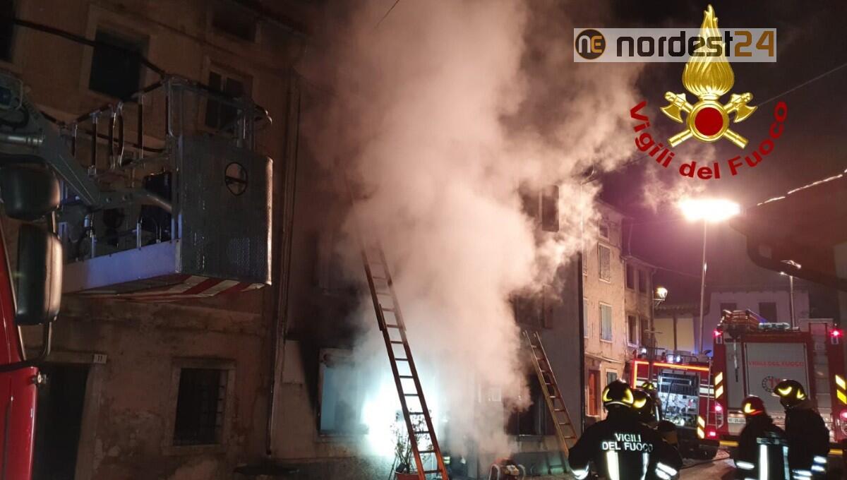 Incendio di un'abitazione a Santa Caterina di Lusiana: nessun ferito - 