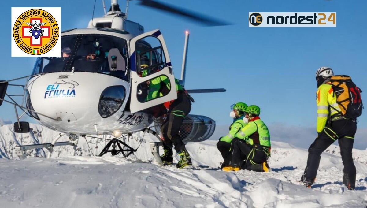 Tre freeriders minorenni si perdono sotto Passo Pramollo: salvati con l'elicottero - 