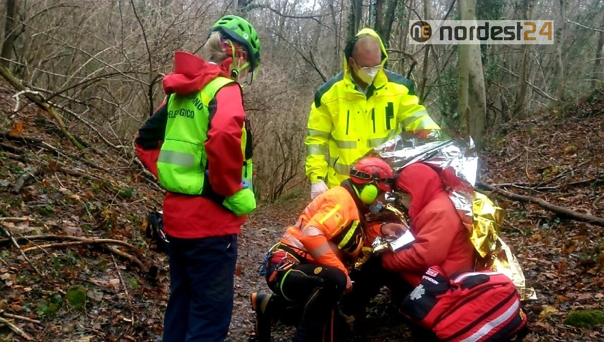 Valli del Natisone. Malore nei boschi con il figlio per un 60enne di Vernasso - 