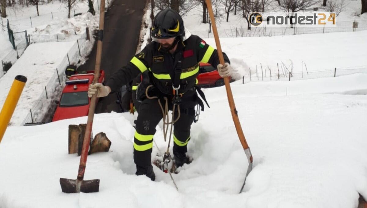 Terminati ieri i lavori dei pompieri per le abbondanti nevicate di gennaio - 