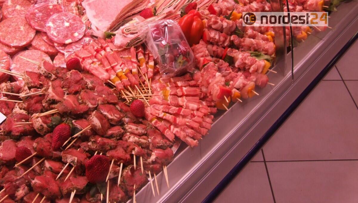 66 kg di carne mal conservata: chiuso e multato un alimentari con macelleria - 