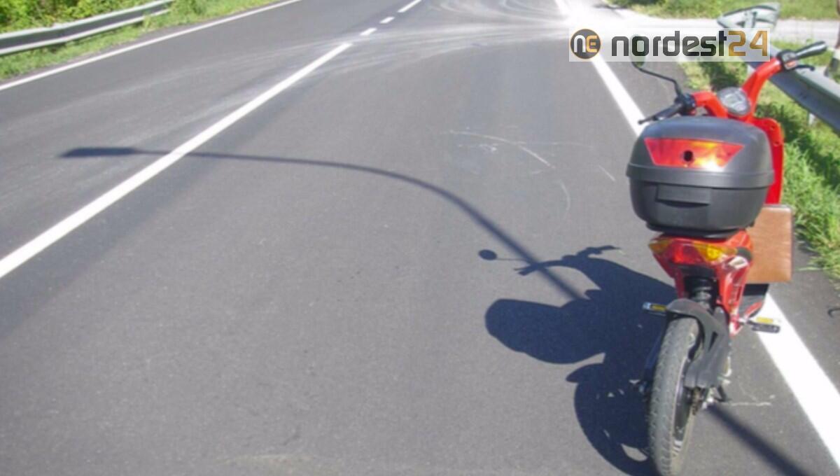 Travolta da una bici elettrica a bordo strada, ma per l'assicurazione è colpa sua - 